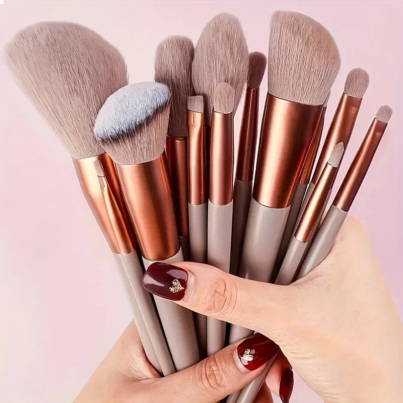 Ultra soft makeup brush set